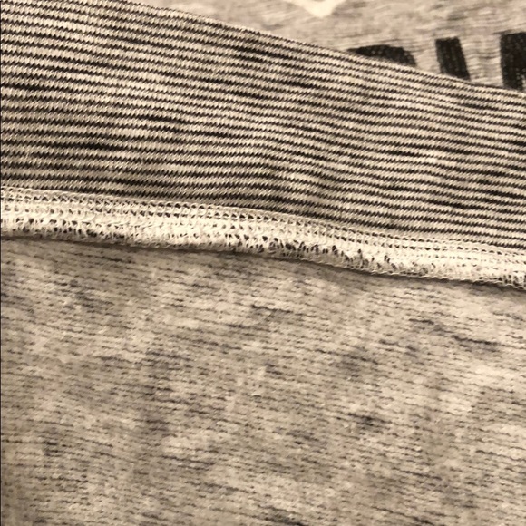 VICTORIA’S SECRET Sweatshirt - Picture 5 of 6